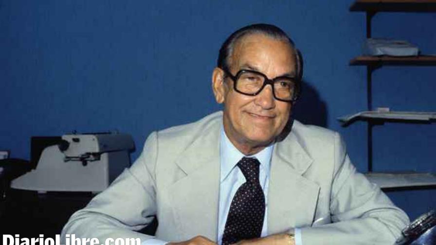 Recordando a Antonio Guzmán: en la cresta de la ola