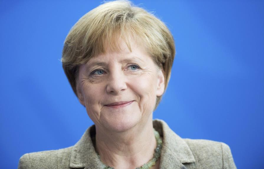 Merkel admite que será difícil lograr que EEUU abandone espionaje en Alemania