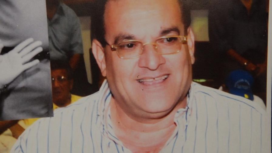 Trasladan a Rizik desde la DNCD a centro de corrección de La Vega Trasladan a Rizik desde la DNCD a centro de corrección de La Vega