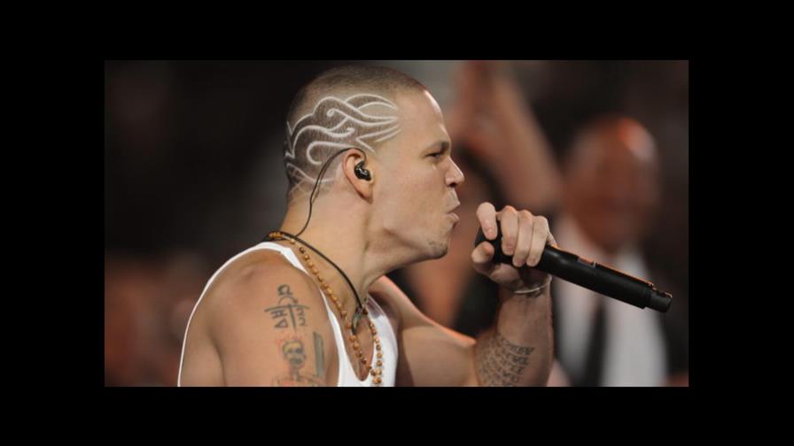 Líder de Calle 13 espera su primer hijo con modelo argentina