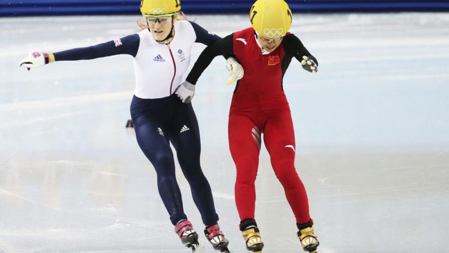 La china Jianrou Li logró el oro y fue la única que evitó la caída