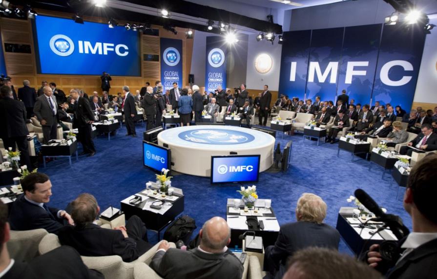 FMI dice que la economía global da giro positivo