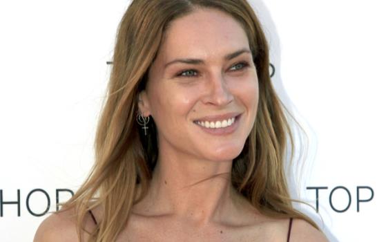 La delgadez de Erin Wasson causa revuelo en Instagram