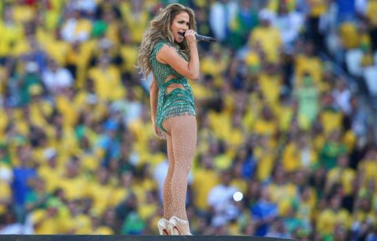 Hot pants y mocasines blancos en Brasil