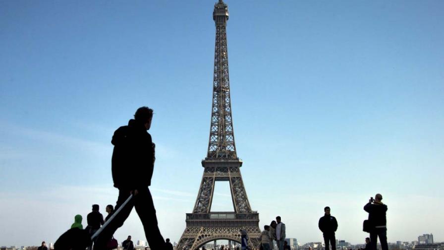 Cierran la Torre Eiffel por una huelga de trabajadores Cierran la Torre Eiffel por una huelga de trabajadores