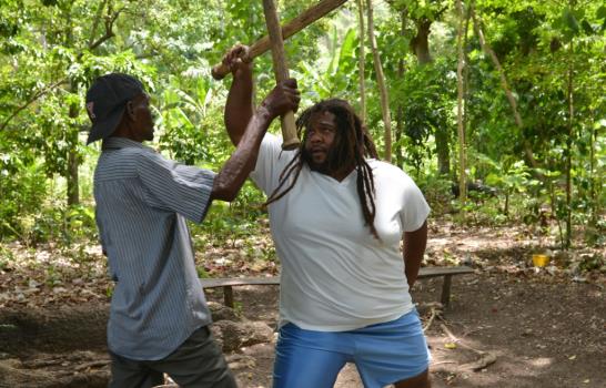 Esgrima con machetes: un arte marcial que tiene sus raíces en la larga historia de esclavitud