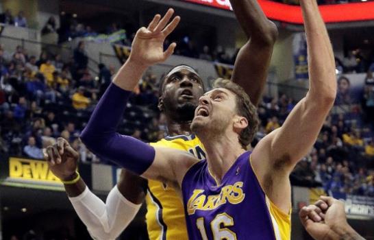 Pau Gasol firma con Bulls; Grizzlies contratan a Vince Carter; LeBron con los Cavaliers Pau Gasol firma con Bulls; Grizzlies contratan a Vince Carter; LeBron con los Cavaliers