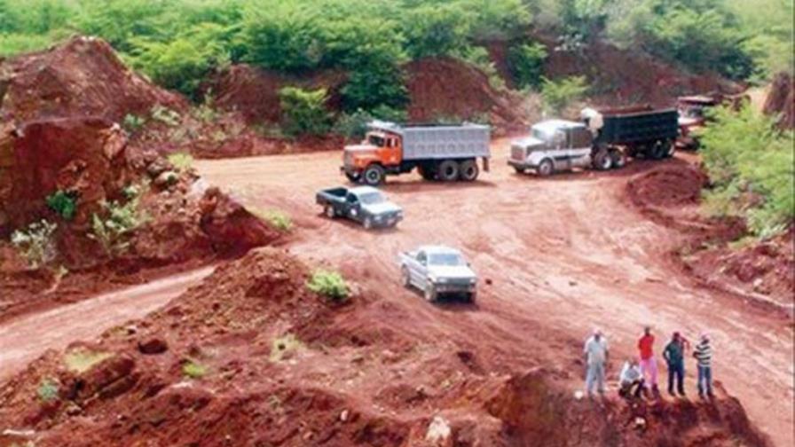 Minería dice que ha reforestado 174 tareas en la mina Las Mercedes Minería dice que ha reforestado 174 tareas en la mina Las Mercedes