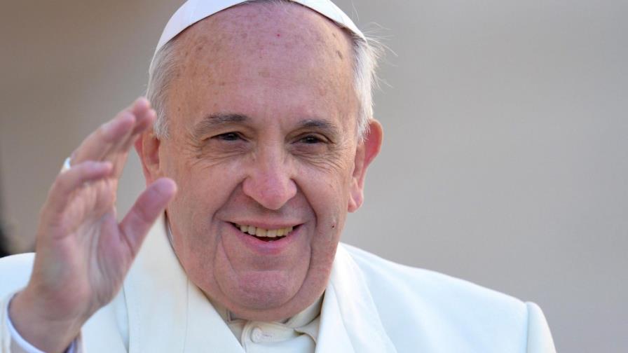 Papa recuerda a víctimas de todas las guerras Papa recuerda a víctimas de todas las guerras