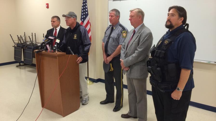 Un policía muerto y otro herido en ataque a una comisaría en el este de EEUU