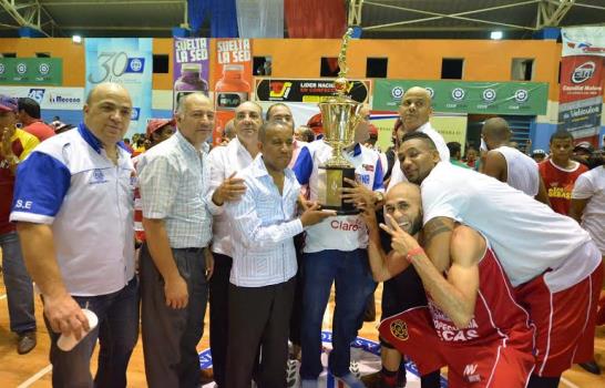 San Sebastián venció a La Cancha 93-72 y se coronó campeón del básquet de Moca