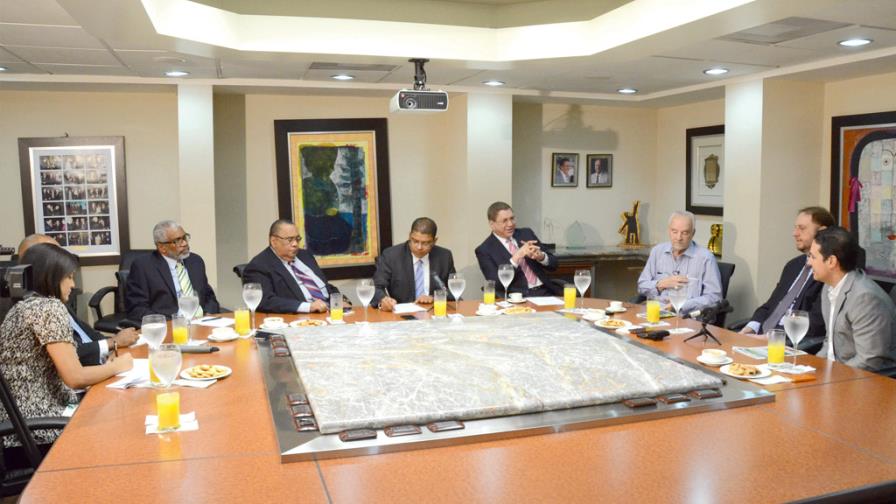 Baseball League moves between RD $3.0 and RD $4.0 billion a year Baseball League moves between RD $3.0 and RD $4.0 billion a year