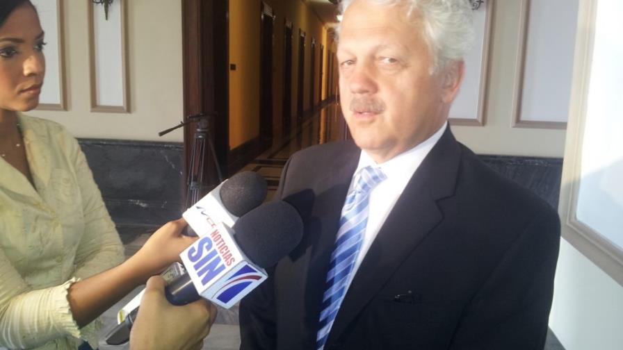 El FMI vaticina que la deuda de República Dominicana puede llegar al 50% del PIB a final 2014