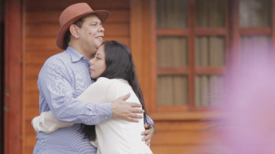 Merengue, emociones y amor en boda de Fernando Villalona Merengue, emociones y amor en boda de Fernando Villalona