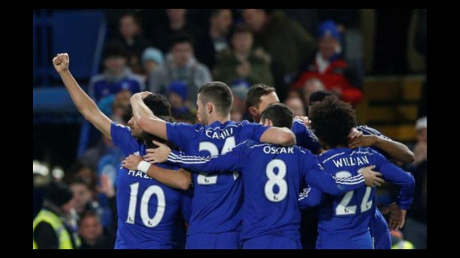 Chelsea, Man City ganan en la Liga Premier