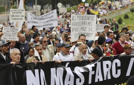 Marchas en Colombia contra el proceso de paz