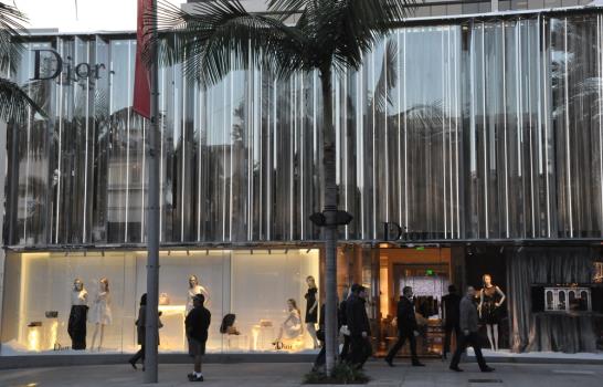 ¿Comprarías en una tienda de lujo en la que te traten mal?