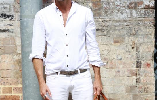 El total look blanco para él