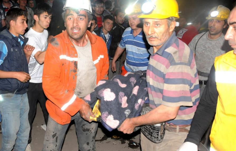 Al menos 157 mineros muertos en el accidente de una mina de carbón en Turquía