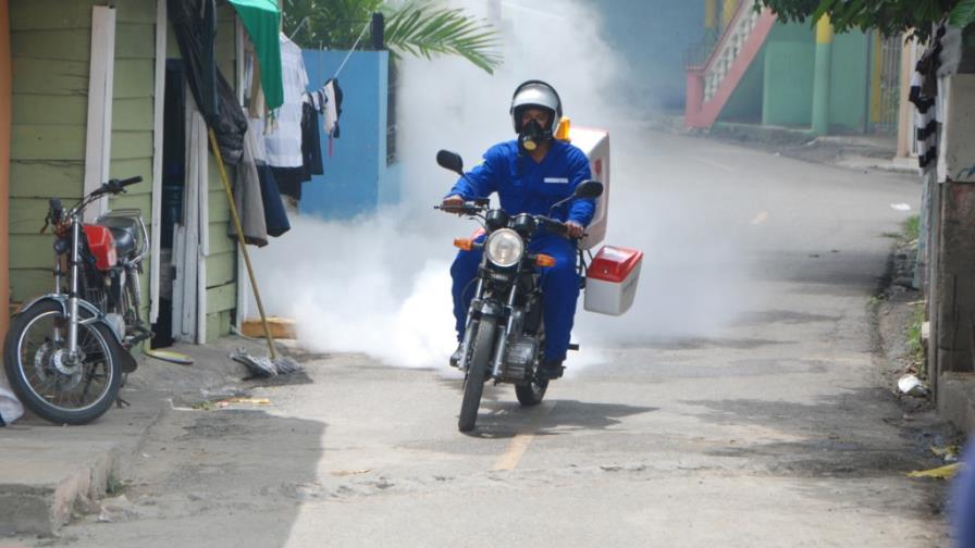 La chikungunya se expande a 20 provincias; provoca ausentismo laboral y escolar