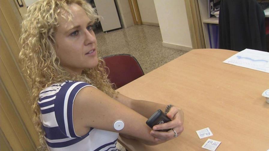 Un nuevo dispositivo mide los niveles de glucosa sin necesidad de pincharse