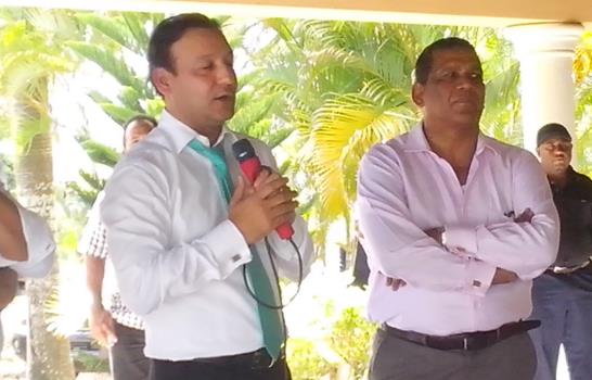 Diputados del PRD y PLD respaldan reelección de Abel Martínez