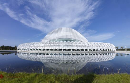 Nueva universidad de Florida abre sus puertas en complejo de Calatrava
