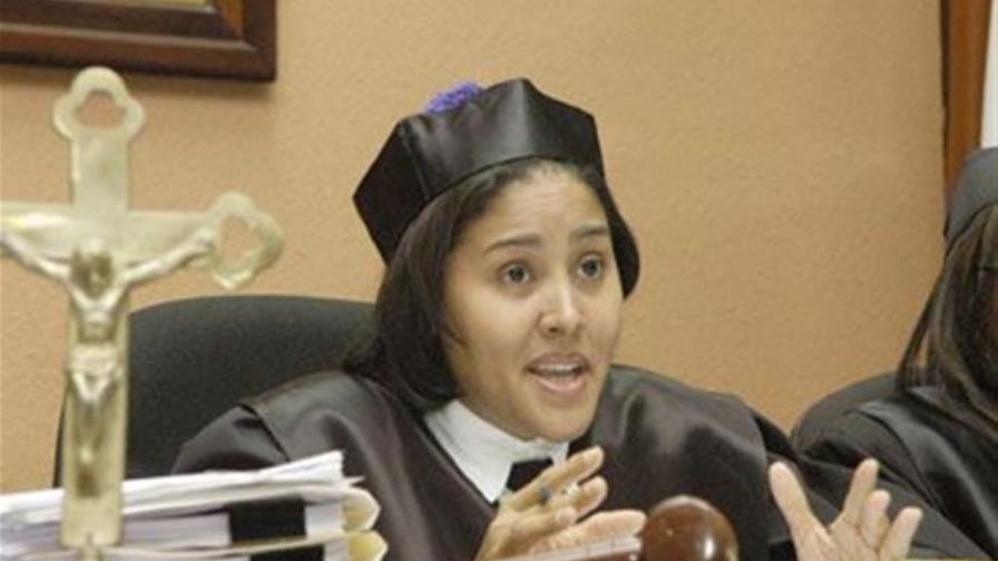 Dispone arresto acusado tratar apropiarse bien Quirino
