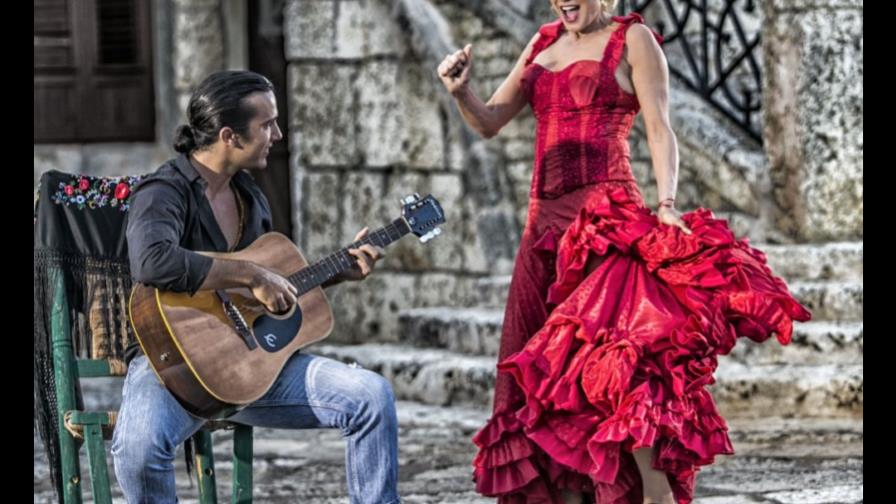 Charytín trae al país su nueva propuesta musical Charytín trae al país su nueva propuesta musical