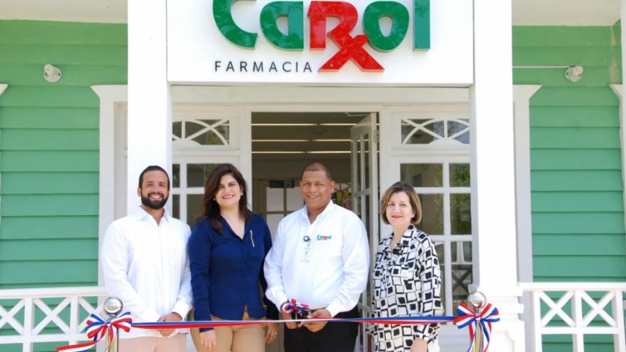 Farmacia Carol abre una sucursal en Samaná