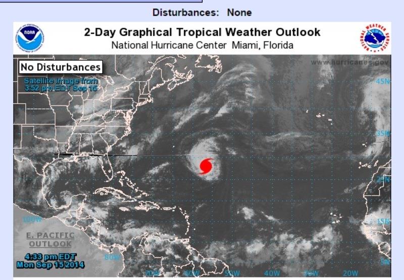 El huracán Edouard se fortalece en el Atlántico sin peligro para zonas pobladas
