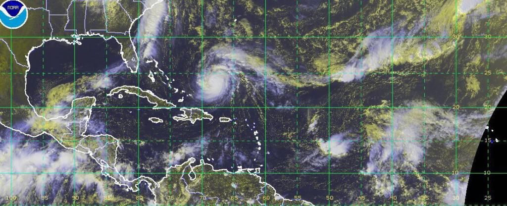 Gonzalo se convierte en un poderoso huracán categoría 4 camino de Bermudas
