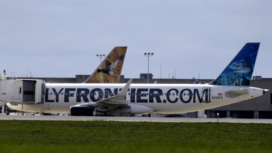 Temor a ébola golpea acciones de aerolíneas