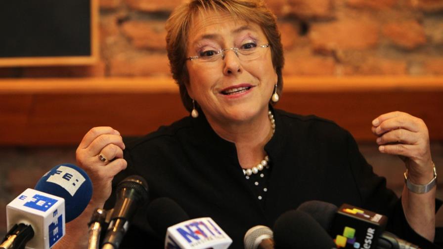Bachelet habla de traición de novio delator