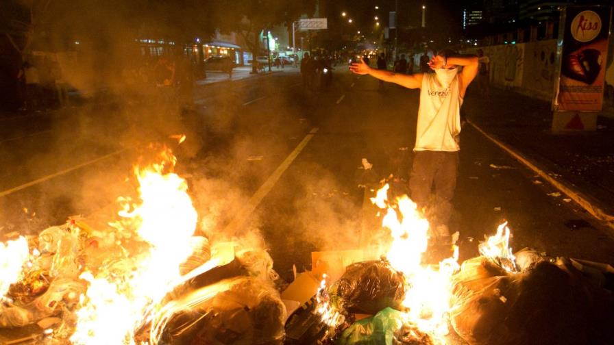 Continúan las protestas estudiantiles en Venezuela