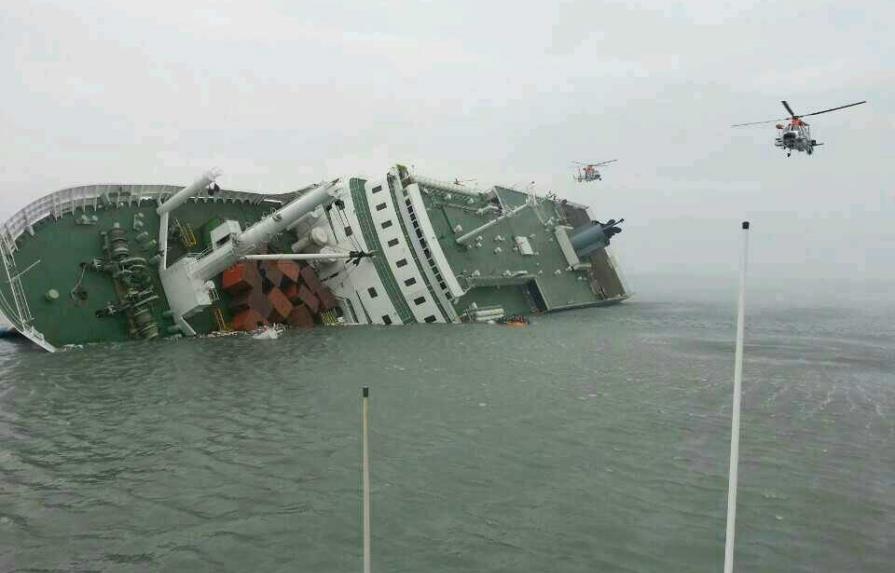 EE.UU. envía buque a ayudar en el rescate por el naufragio en Corea del Sur