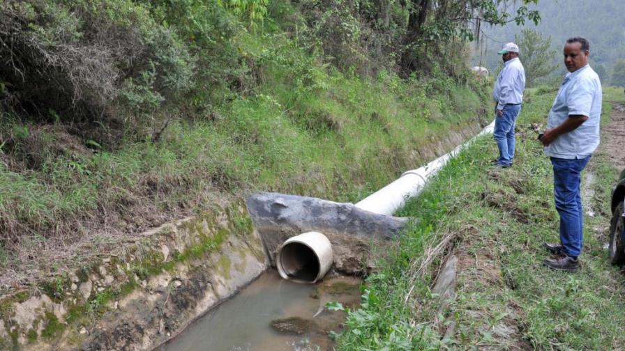Agricultura de Constanza está afectada por colapso de canal