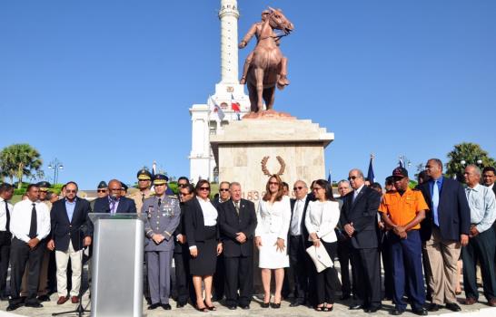 Celebran en Santiago el 151 aniversario de la Restauración de la República