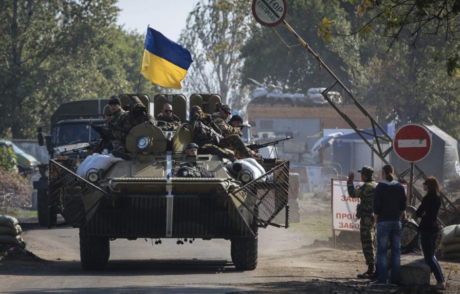 Ucrania ofrece a los rebeldes prorrusos tres años de autogobierno