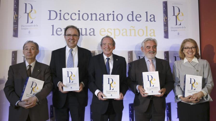 Amigovio, basurita y papichulo, entre los americanismos del nuevo Diccionario