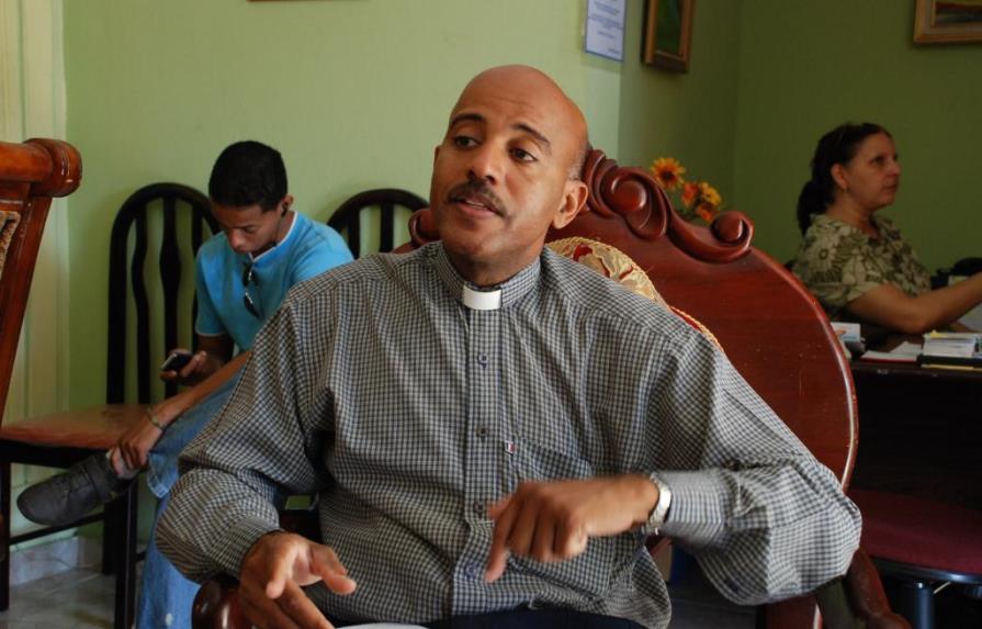 La Conferencia Episcopal aclara que la renuncia del padre Ruiz obedece a razones personales