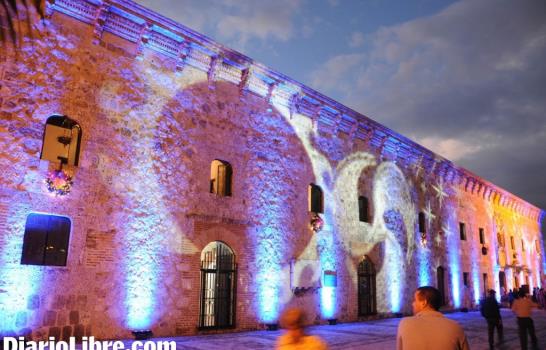 La noche es de Retro Jazz en la Plaza España