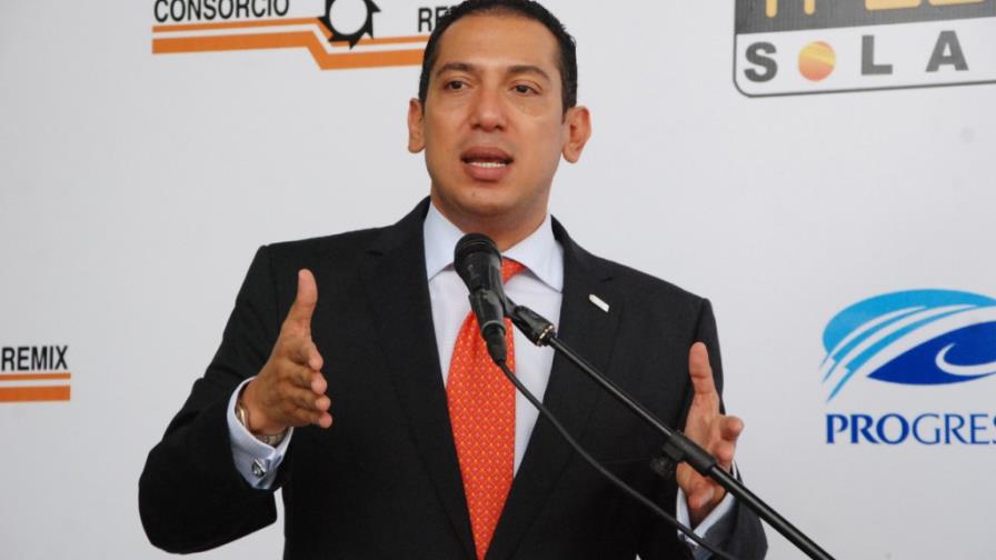 El CNE dice que el país debe promover la generación eléctrica descentralizada El CNE dice que el país debe promover la generación eléctrica descentralizada