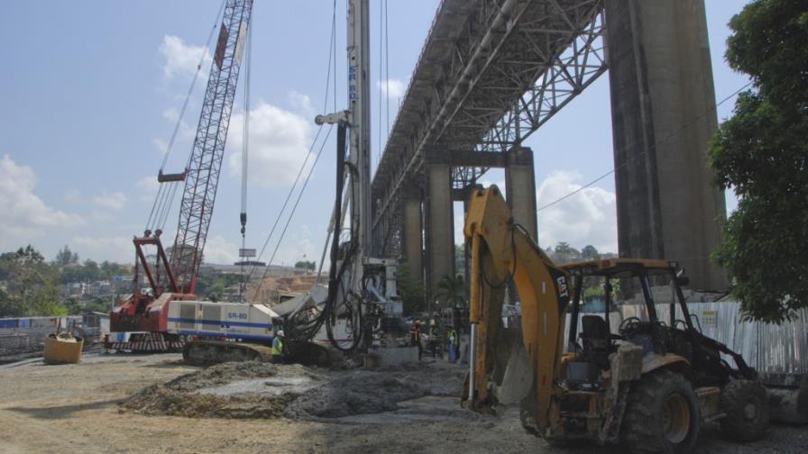 La Opret desaloja más de 20 familias en Los Mina por el Metro