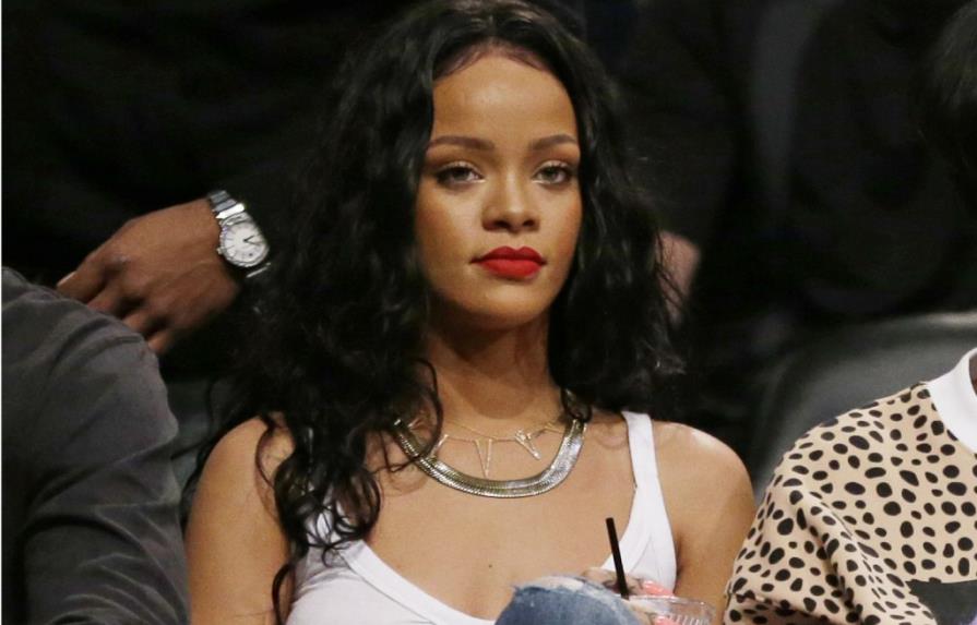 CBS no difundirá tema de Rihanna en partido de NFL
