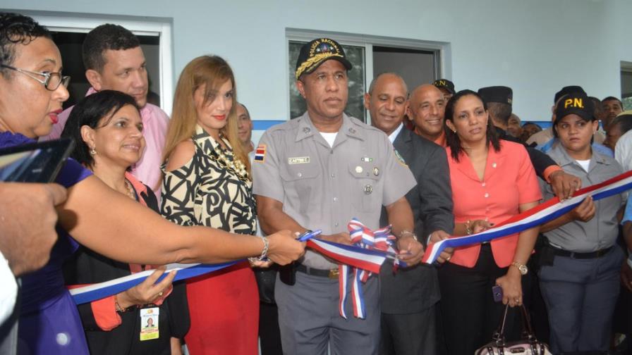 Policía inaugura Corredor de Seguridad Vial en tramo Villa Altagracia-Bonao