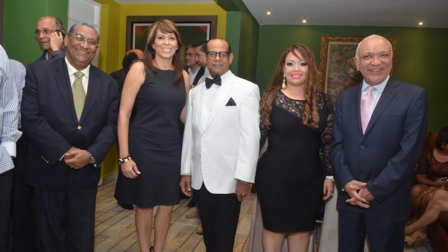 Reinauguran Billy Hairdresser Shop