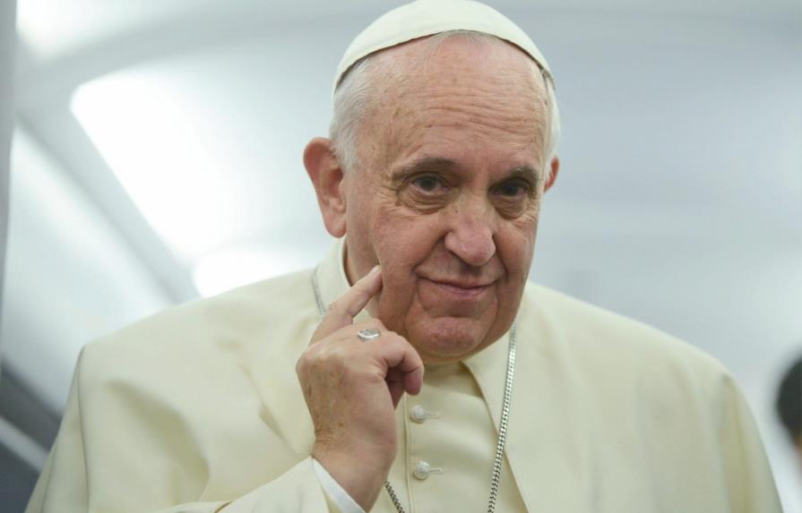 El papa se complace vivamente del restablecimiento de lazos entre EE.UU. y Cuba