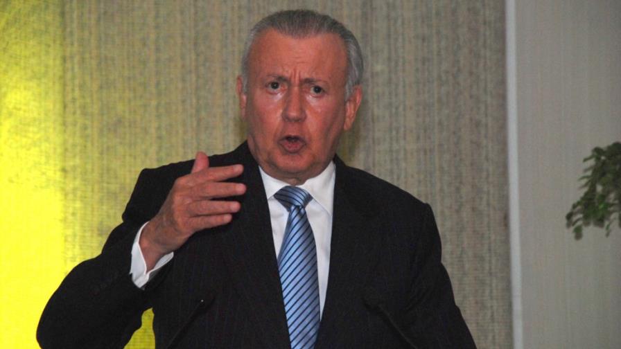 Buscan bajar costos con empresas satélites Buscan bajar costos con empresas satélites