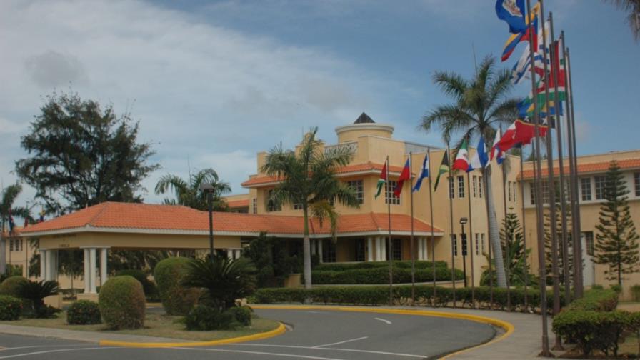 La Cámara de Diputados remite a comisión el proyecto de Ley orgánica del Ministerio de Relaciones Exteriores